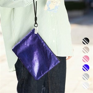 ハンドストラップ コレクション マークス フラットポーチ