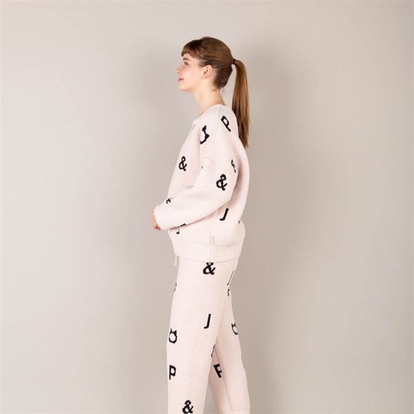 ポール＆ジョーパリス ヌネット＆ロゴ プルオーバーニット