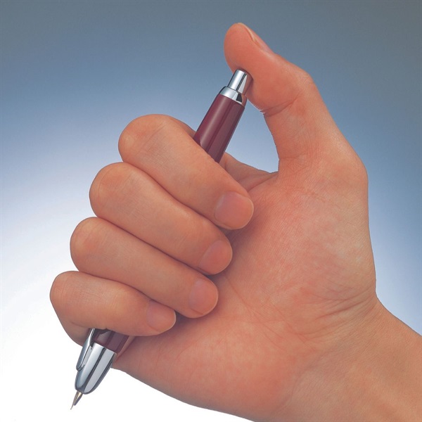 パイロット 万年筆 キャップレス ペン先18K FM パイロット キャップレス万年筆 FM（中細字） ＜ブラック＞ | マークス