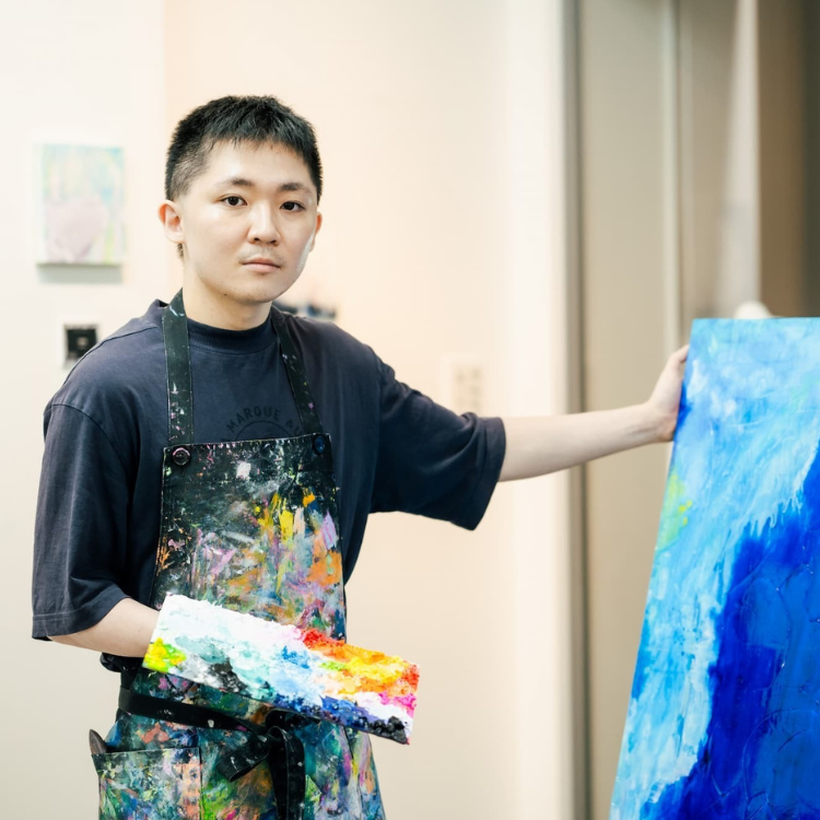 絵は日常を彩る家具｜画家 岡村芳樹さん インタビュー【前編】