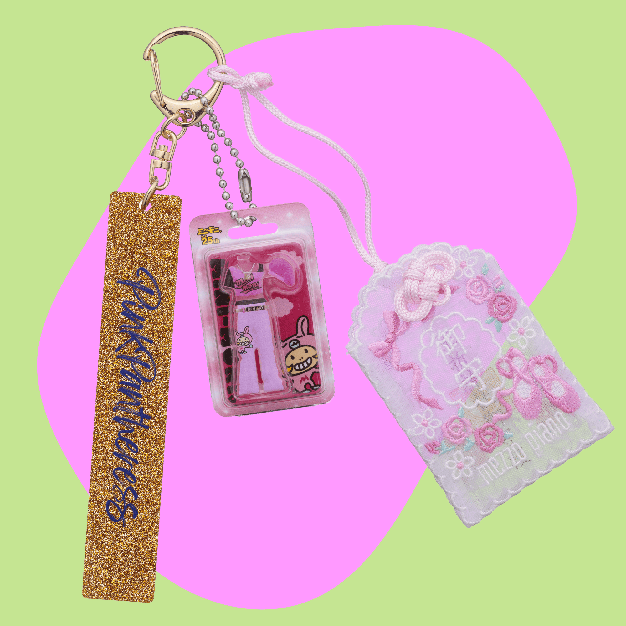ITEM 05 - キーホルダー
